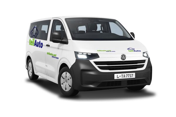 VW Caravelle.
