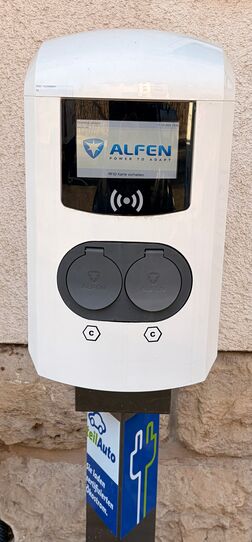 Darstellung der Ladesäule Typ AL1